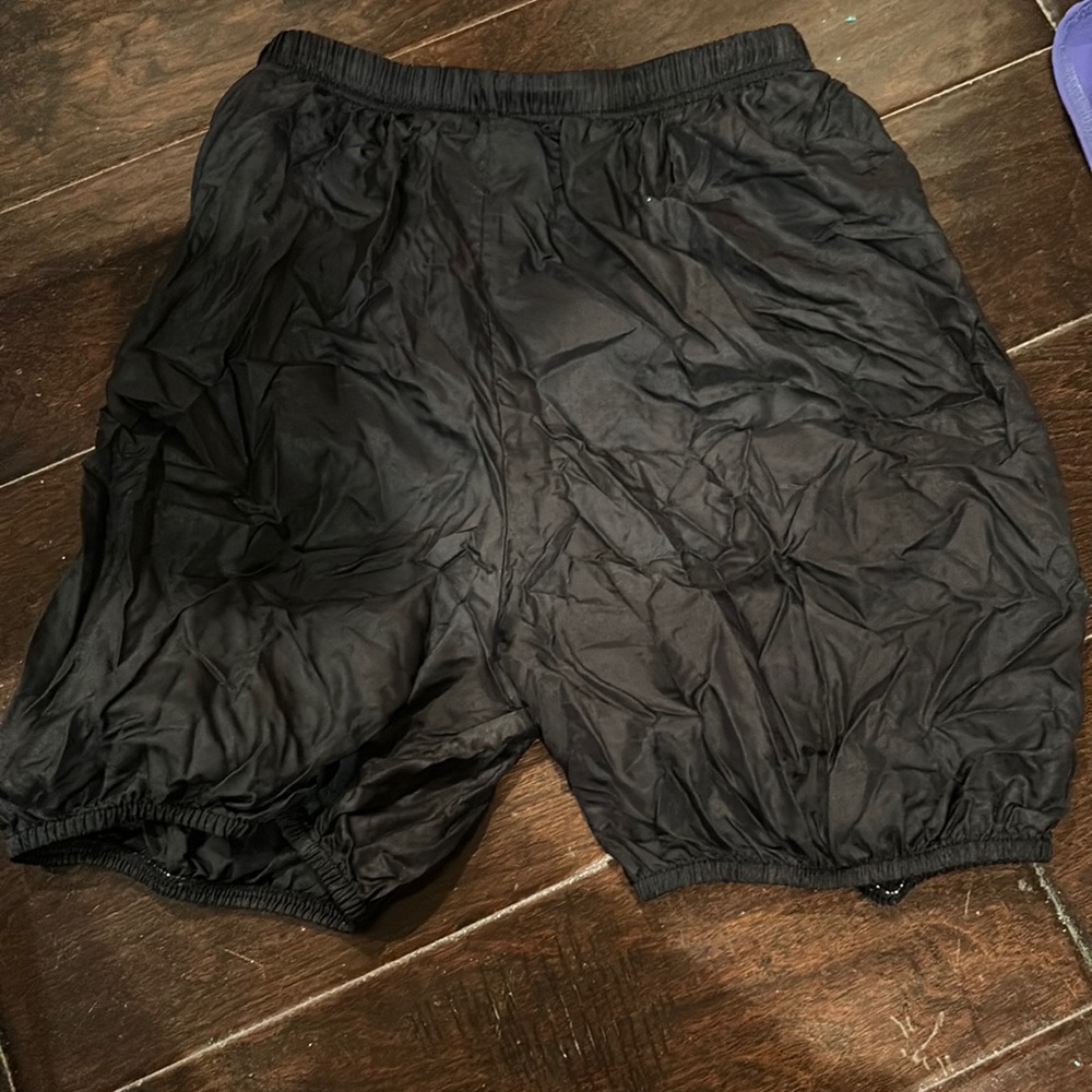 Trash bag shorts for warm up #ballet #dance